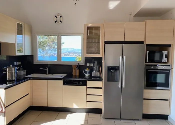 A Scopa 14 Vue Panoramique * *